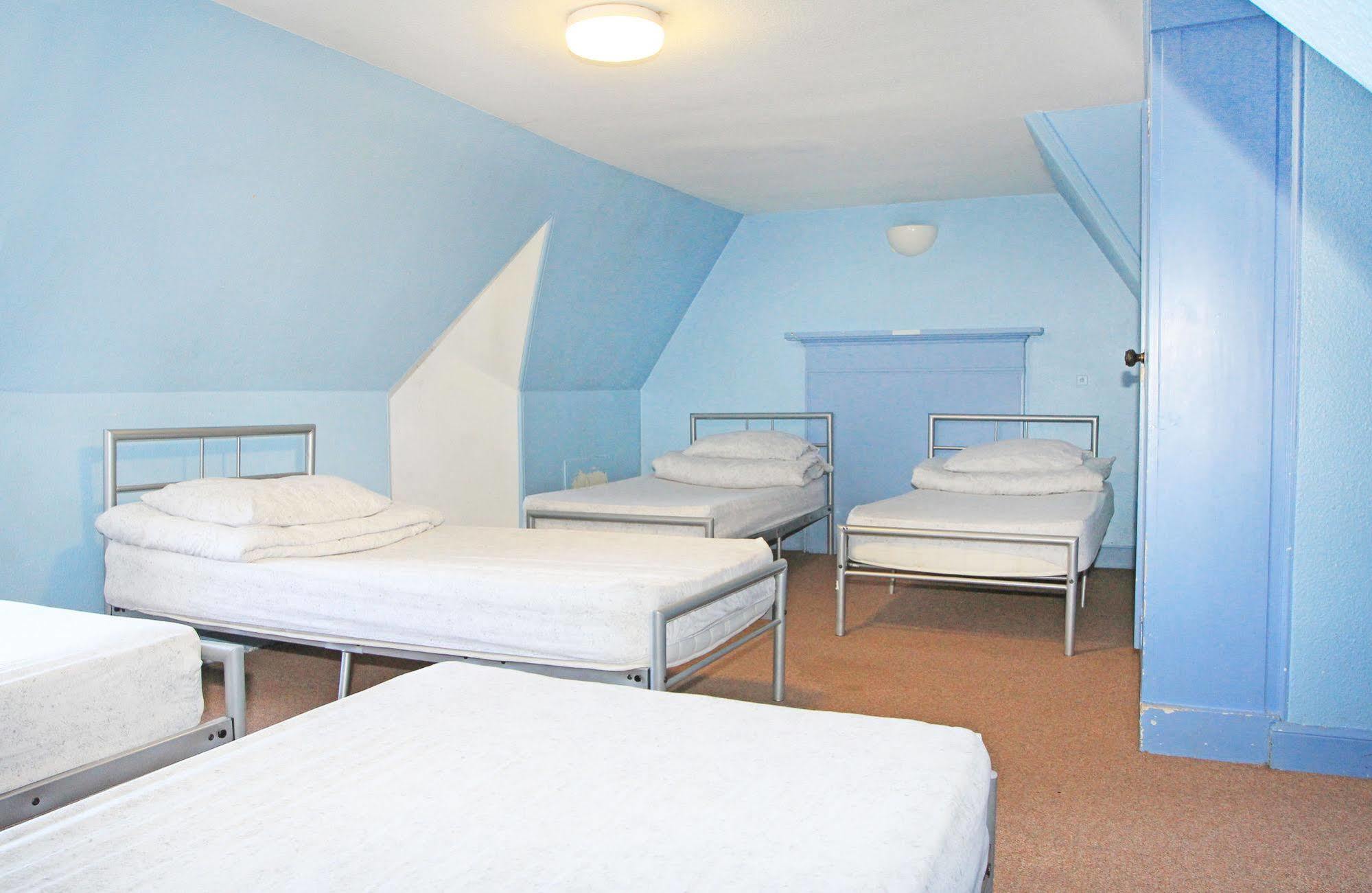 St Andrews Tourist Hostel Bagian luar foto