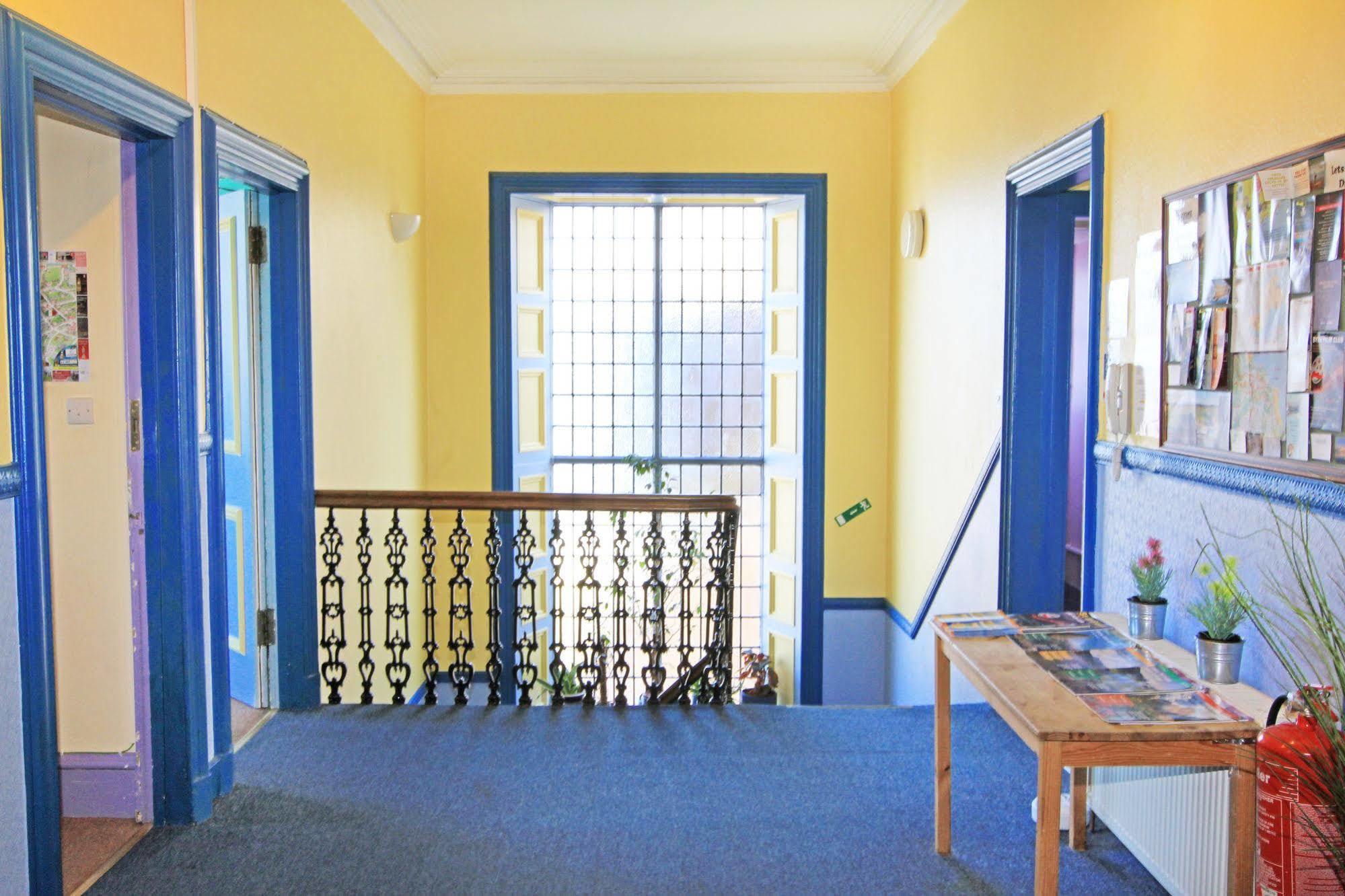 St Andrews Tourist Hostel Bagian luar foto